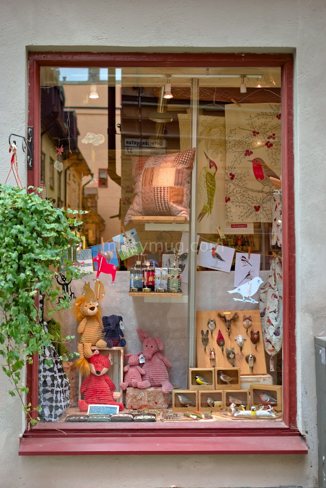 Curated Gifts